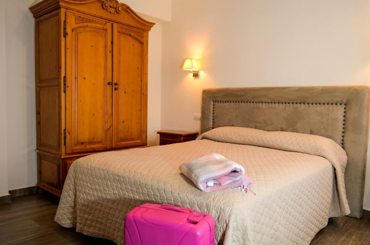Hotel Suiza ブロンチャレス エクステリア 写真